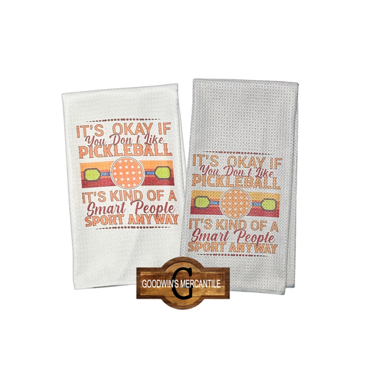 SMART PEOPLE PLAY PICKLEBALL PRINTED TEA TOWEL