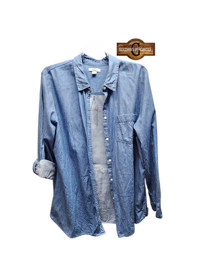 GIRLS WILL BE GIRLS LIGHTWEIGHT SHACKET-SIZE XLARGE-BOX CUT