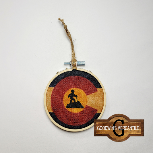 COLORADO HIKING FLAG ORNAMENT